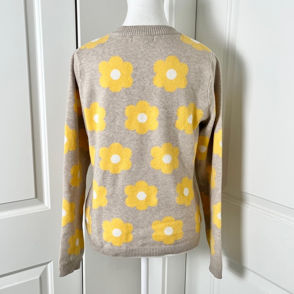 Cynthia Rowley Yellow Poppy Floral Sweater – Greige Crewneck Pullover, Medium - Picture 6 of 12